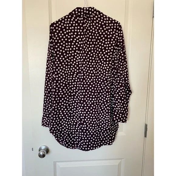 Bcbgmaxazria polka dot button down. - Picture 3 of 6